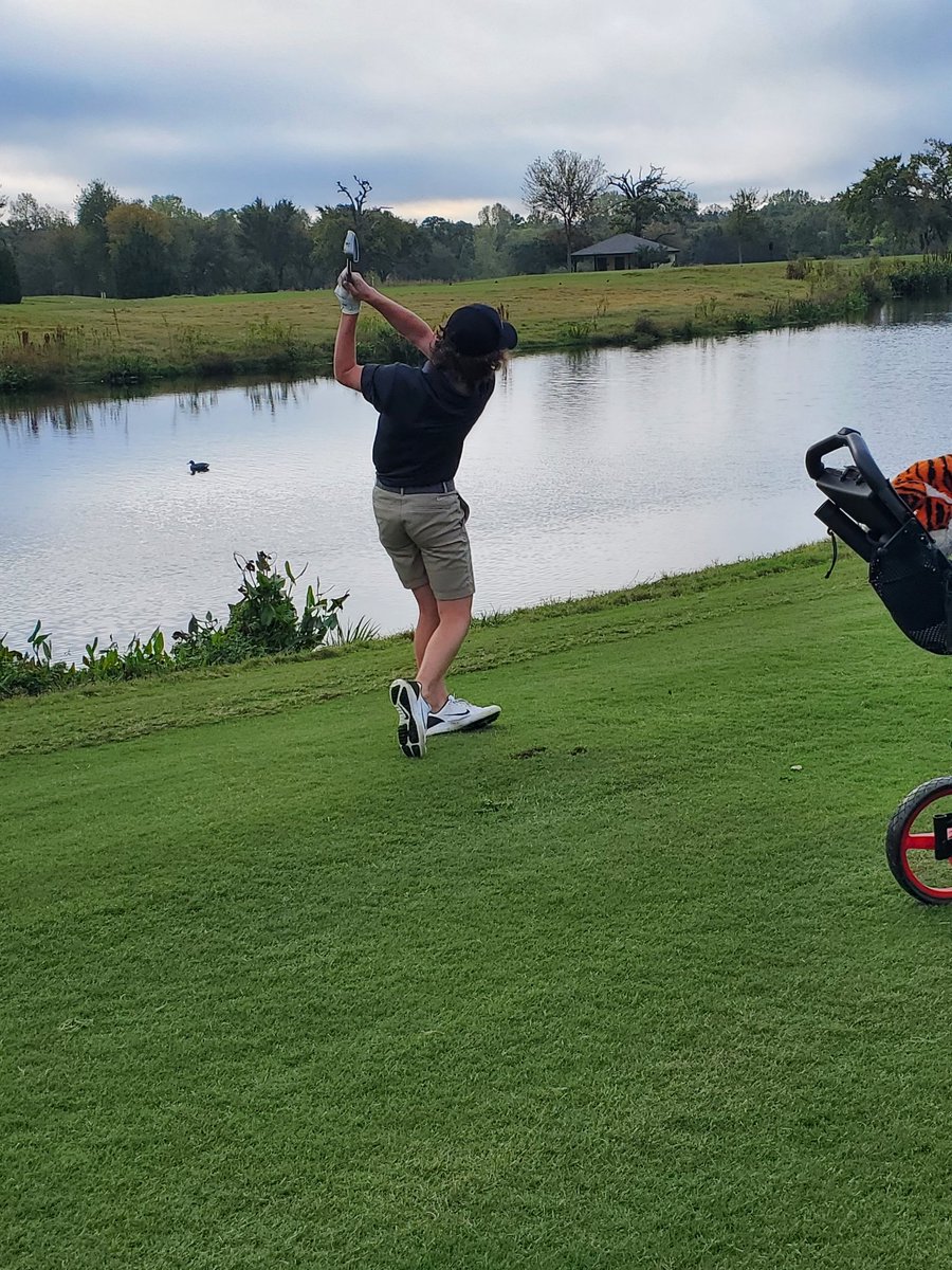 ROHO_Golf's tweet photo. Varsity Boys finally got their season underway today. Freshman Adam Smith finish 1st overall with a score of 80 at Winstar Golf Course. Annie Fleming also competed on the girls side and carded a career best round today #roho #buckets https://t.co/sf2aj5brOJ