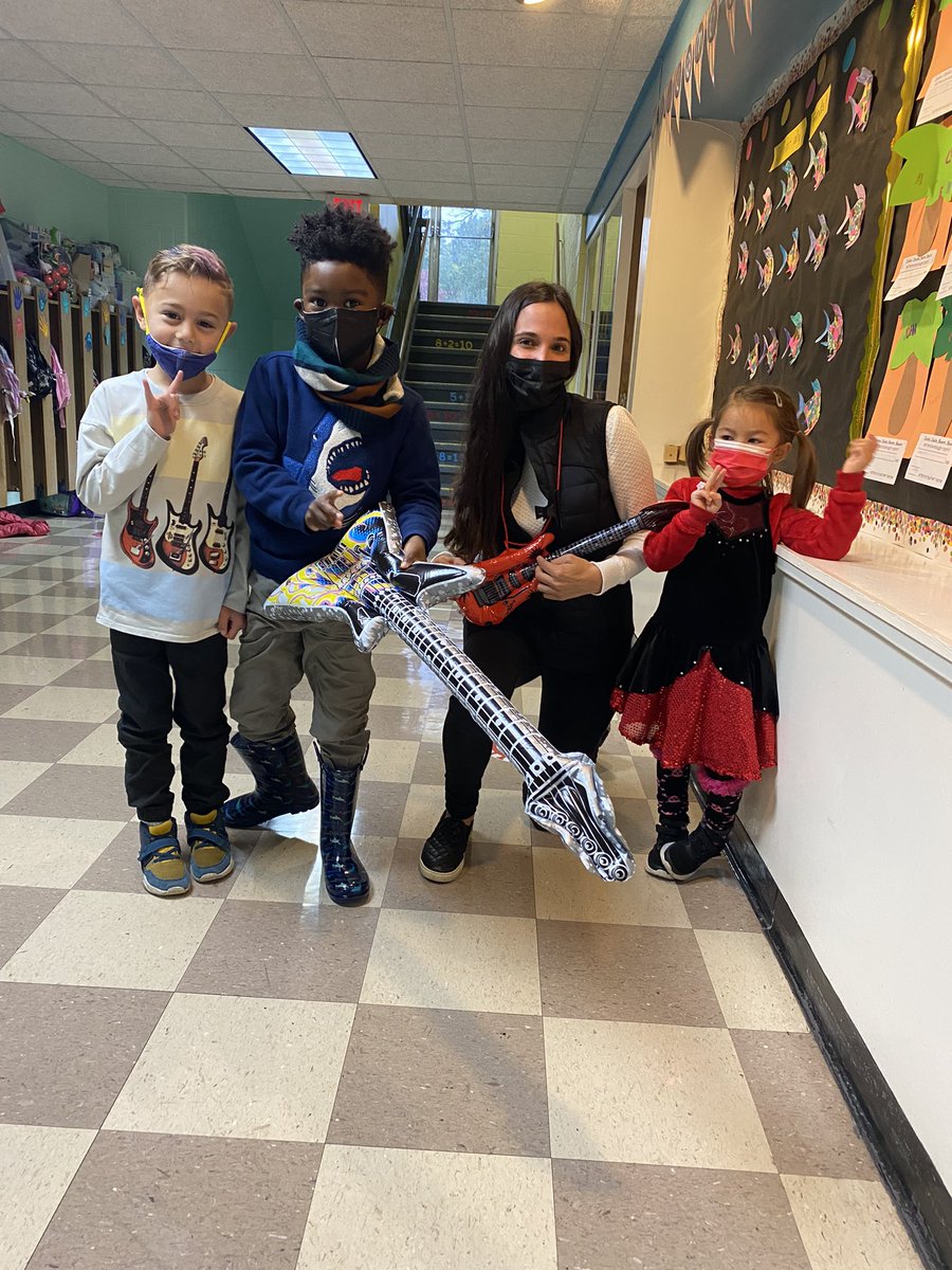 LFJ Kindergarten Team tweet media