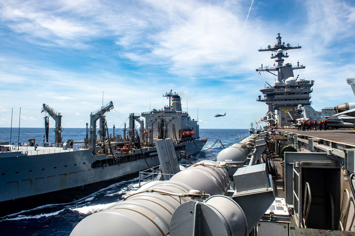 USPacificFleet's tweet photo. #USSCarlVinson (CVN 70) and #USSLakeChamplain (CG 57) take on fuel and cargo from #USNSBigHorn (T-AO 198) and #USNSMatthewPerry (T-AKE 9) during an underway replenishment in the South China Sea on Tuesday. #MSCDelivers https://t.co/wS7USQNRCS