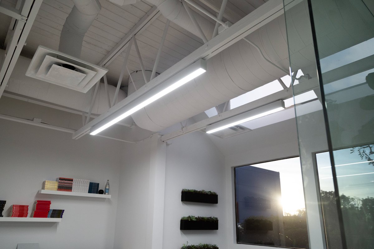 centerlightinc's tweet image. RTS Series - Beautiful and simple! Highly efficient LED linear lighting by Centerlight
centerlight.com/linear-lights/…
#lightingdesign #LED #LosAngelesCL #architecture #lighting #beauty #perfect #Quality #beautiful #Fantom #architecturaldesign #architecturephotography