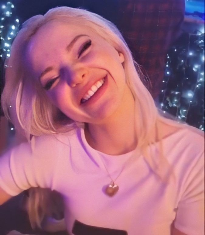 dofiathinker's tweet image. smile.