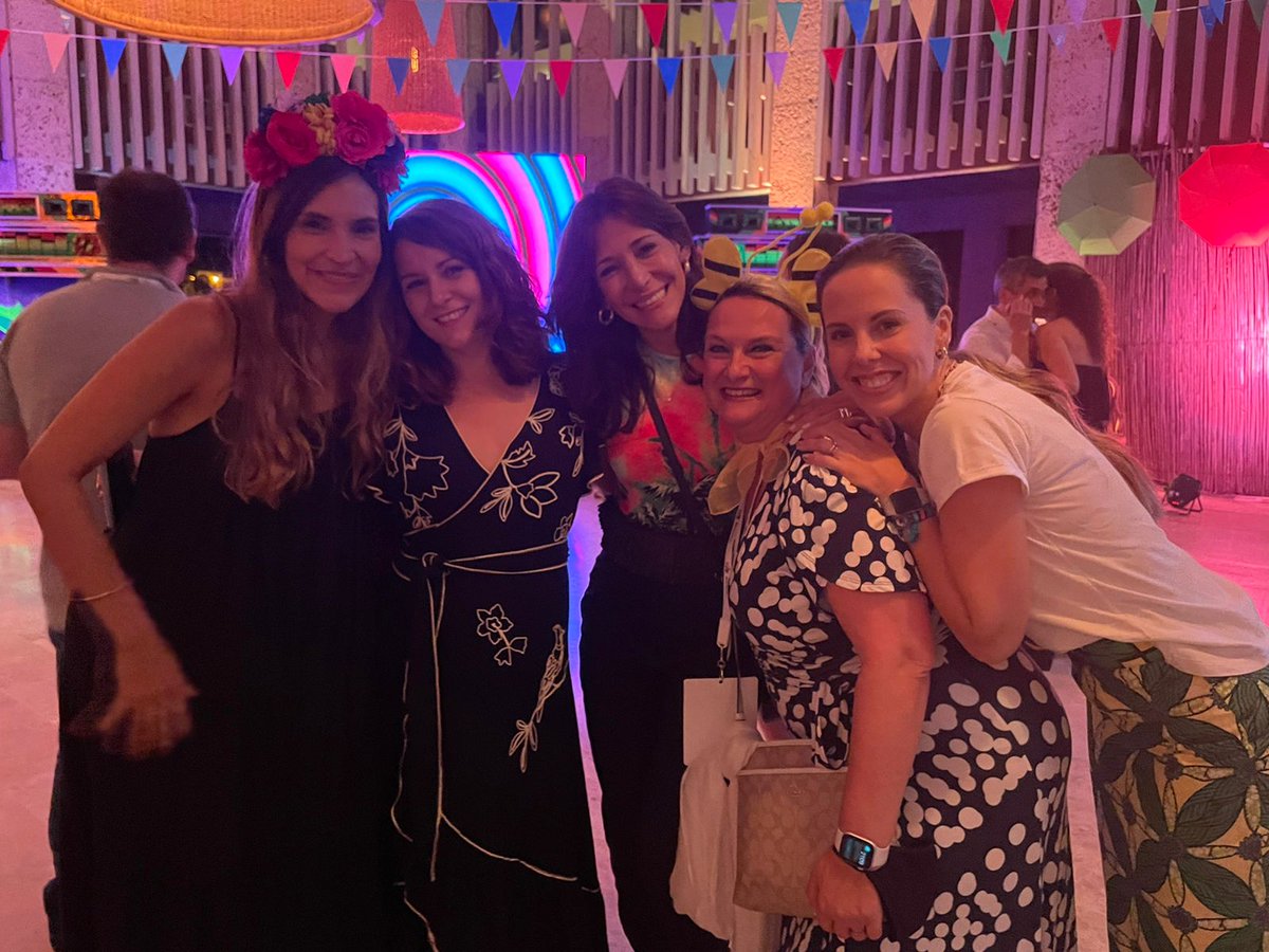 magixgroup's tweet photo. Así se vivió #NocheDeBarrio desde el Centro de Convenciones Cartagena de Indias donde pudimos convivir y bailar un poco con la mejor música de Colombia, además de poder compartir con grandes colegas de la industria del evento.
#MagixGroup auspiciador oficial de #ICCACongress2021 https://t.co/8RNGPQ2qqQ