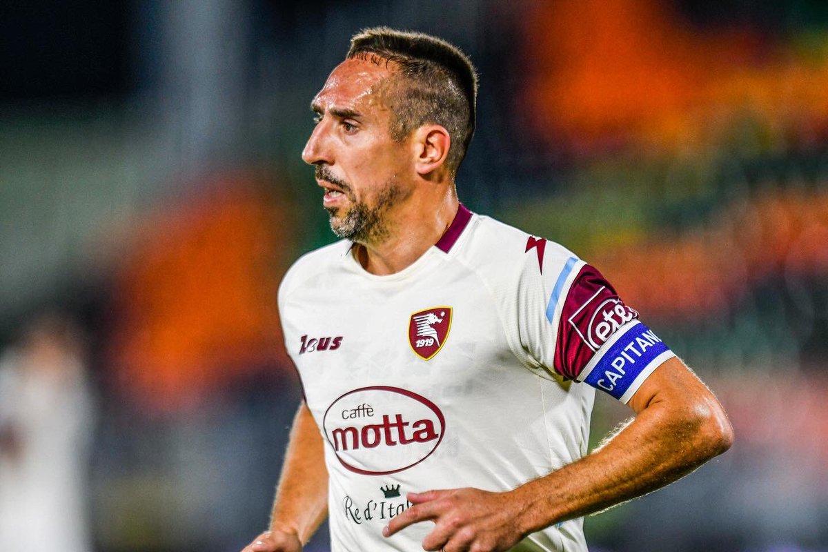 FranckRibery's tweet photo. Ogni partita, ogni minuto, ogni duello, ogni gol, ogni punto è importante. 💪🏼
Gran lavoro, ragazzi! 🙏🏼 @OfficialUSS1919 https://t.co/TTjbuZolEp
