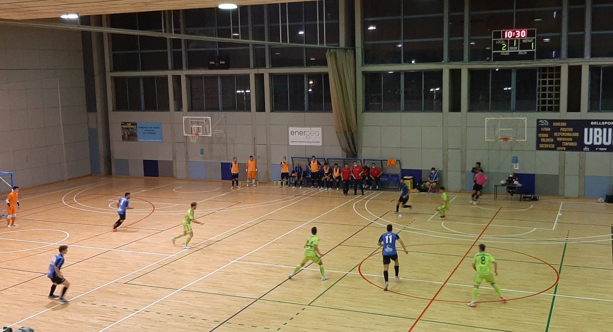 antonigarcia's tweet photo. Gran partit de l'@aebellsport que novament avança ronda de la Copa del Rei!!!! Felicitats equip! 🔵⚫
#CopaLH https://t.co/WUs7kp7J96