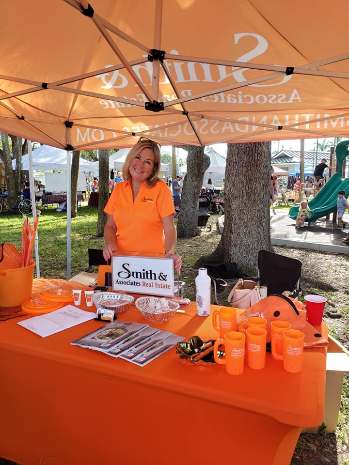 smith_associate's tweet photo. Smith π§‘'s the Beaches! π
...Especially when it comes time for Oktoberfest Indian Rocks Beach!
We had a blast on Saturday, enjoying music, food, & great company. #SmithIsHome #SmithGivesBack https://t.co/w0aa3ljLDY