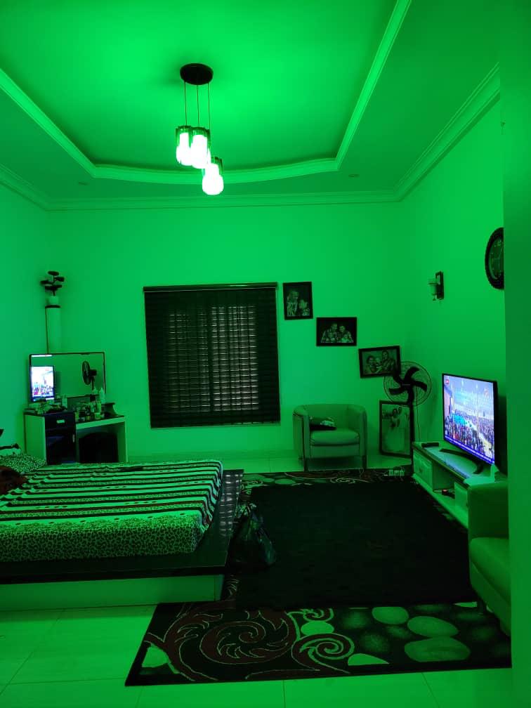 DynamicGlobalNG's tweet photo. Get this well Furnished  Bungalow. 
 - Beautiful lighting
 - Prestigious Neighborhood
 -Rock solid security doors  
- Location 📍Lugbe, Airport Road Abuja.
💰Price -  N60m

For enquiries
📞+234 903 438 1420(WhatsApp)
FOLLOW on Facebook,  Instagram and Twitter: @dynamicglobalng https://t.co/jUgVWCuGd6