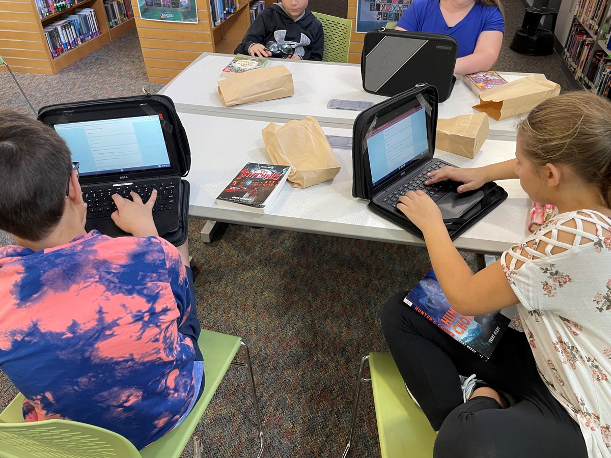 AmandaGalliton's tweet photo. Inferencing using book covers. #bisdreads #middleschool #librarylife #Reading #lessons https://t.co/MZCSdYeDpO