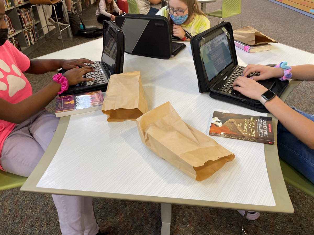 AmandaGalliton's tweet photo. Inferencing using book covers. #bisdreads #middleschool #librarylife #Reading #lessons https://t.co/MZCSdYeDpO