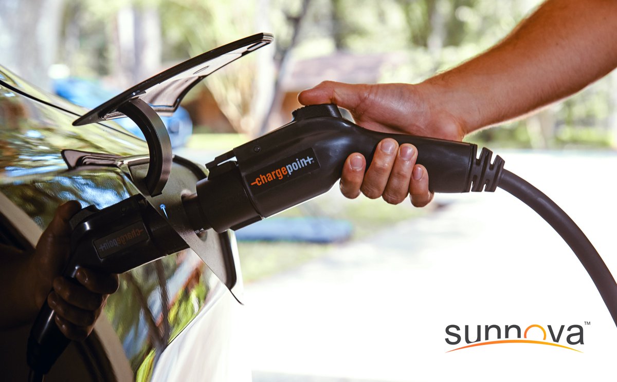 SunnovaEnergy's tweet photo. We've teamed up w/ @ChargePointnet to offer #EV chargers w/ #solar systems. Find out how homeowners can now power their homes &amp; EVs w/ clean #energy produced from their rooftops. https://t.co/OShPxQGCiY https://t.co/PMtUI3GlyJ