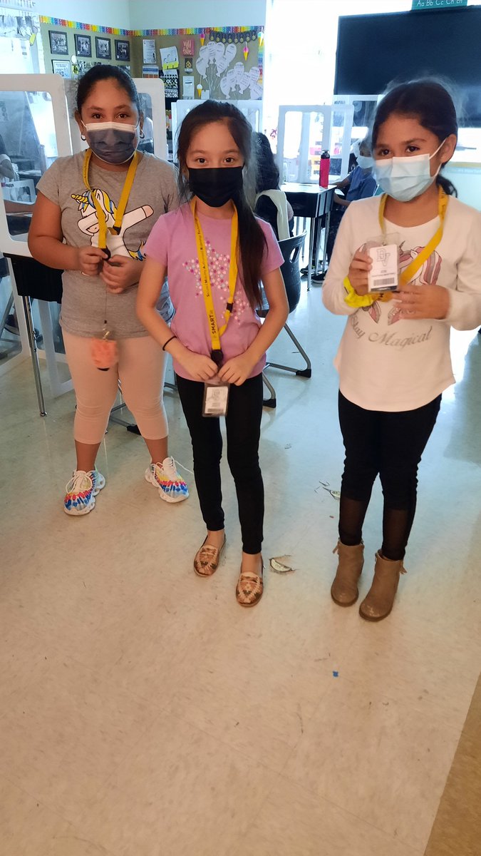 DVISD_GES's tweet photo. "Follow your dreams and be drug free"
#Gilbertproud #pawsupgilbert #DVProud #redribbonweek https://t.co/g6Poyw8uHy