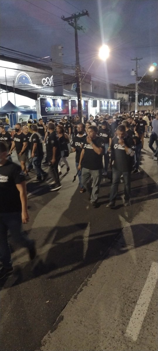Sinpol_pe's tweet photo. Passeata segue pela Cruz Cabugá https://t.co/e7cUNDOX1m