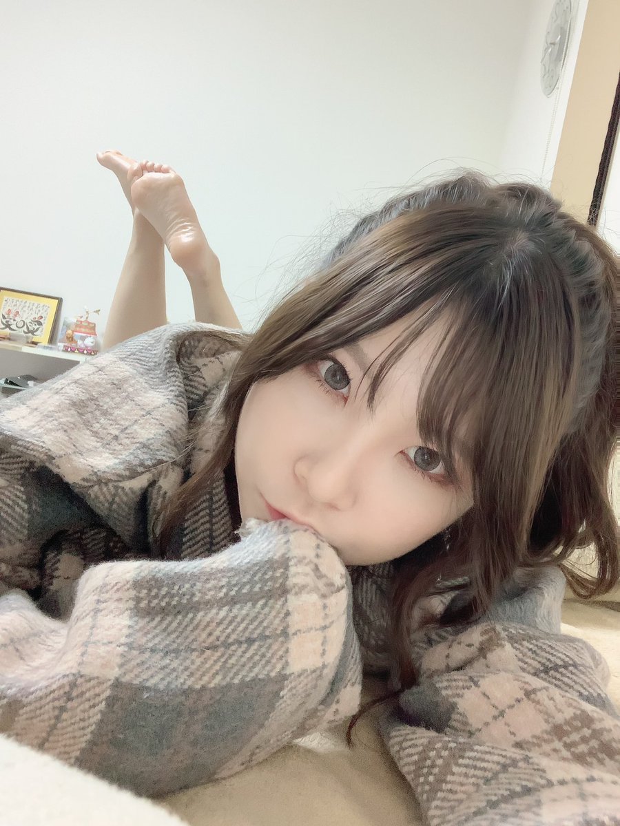0Mskc's tweet photo. みんなおはよっ
みーはこれからねるの。
おやすみっ

あ、あのね、
ツメかわいいの。 https://t.co/wdvZakC7Qn