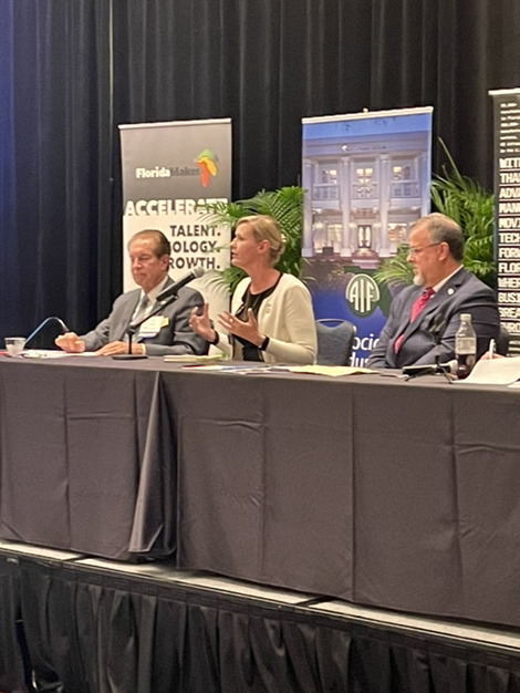 FloridaMakes's tweet photo. “We need to talk to kids about the opportunities that are out there (in manufacturing) ... There are manufacturing companies in our backyard that we’re not aware of or talking about.” �� Representative Elizabeth Fetterhoff
#FLMakeMore https://t.co/fQ7vsOgan5