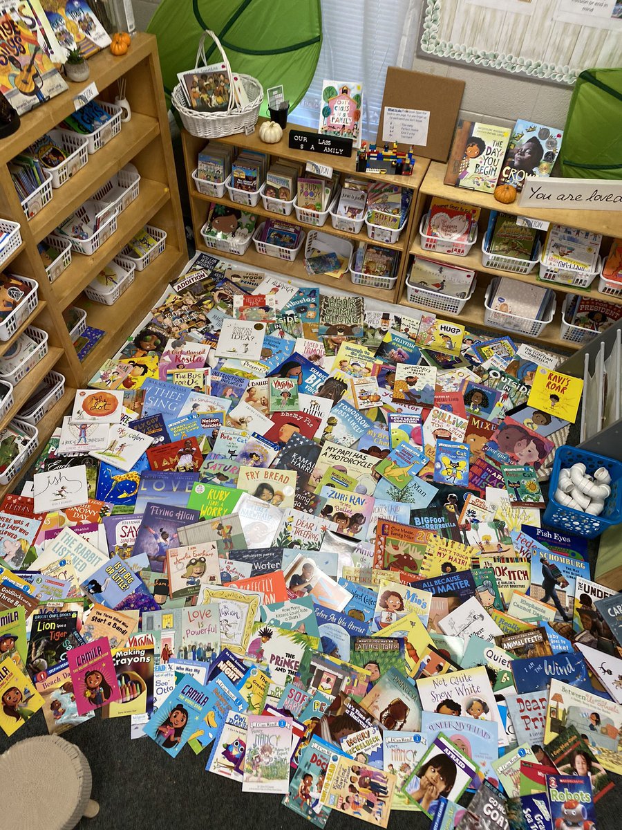 CombsCatchUp's tweet photo. Our very own @hnsulliv received 281 books through a grant from @booklove4life!! Way to go! #leaderstakeinitiative #leadersread #leadersleadbyexample @wcpssmagnets @CentralWCPSS @LeadwithReading https://t.co/QMmI6XHaTu