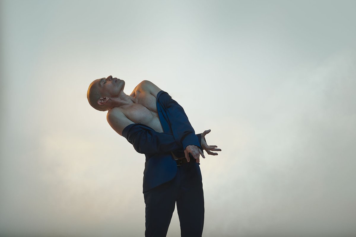 Du 10-12 nov., découvrez jusqu’où la danse peut aller pour stimuler la réflexion et apaiser l’esprit grâce à Winterreise de José Navas. 

🎟️en vente à partir de 35 $: c.nac.ca/3Eg24eT

💬EN PRIME! José Navas s'entretiendra avec le public après la représentation du 10 nov.