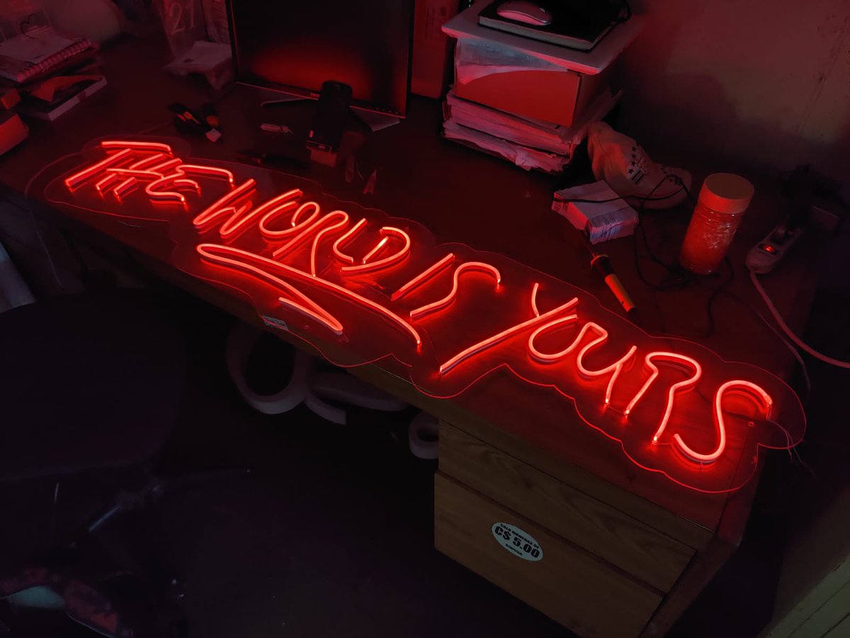 ChowJonathan's tweet photo. Que no se les olvide! #NeonLed https://t.co/X5H1ige0cA