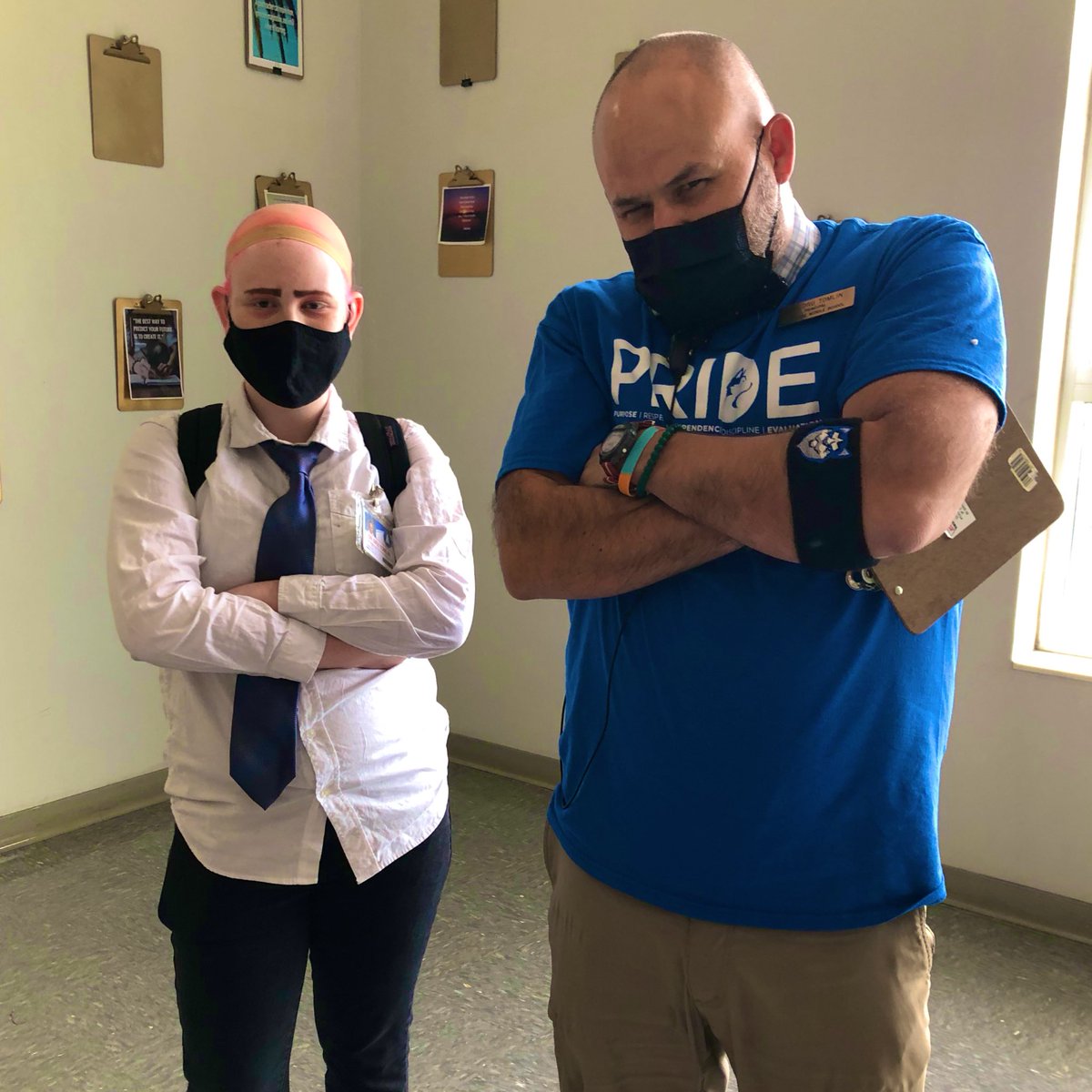 Love how our <a href="/HeritageMS_WCS/">Heritage MS</a> teachers &amp; students have shown their Husky PRIDE 4 Spirit Week! Bonus points 4 the student who twinned me 2day on Twinning Tuesday! <a href="/WCSOH/">Westerville Schools</a> <a href="/HeritagePtsa/">Heritage PTSA</a>