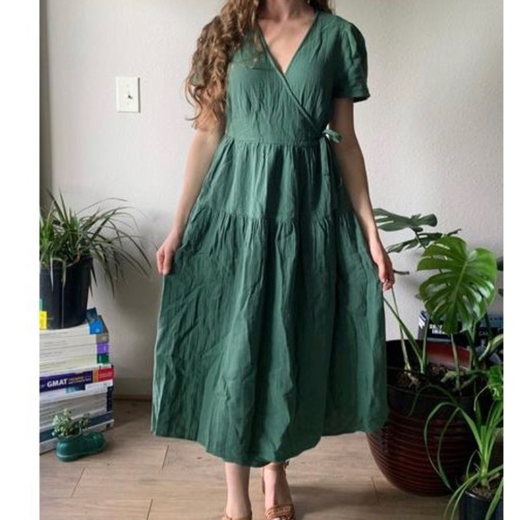 RiVerinmotion's tweet photo. So good I had to share! Check out all the items I'm loving on @Poshmarkapp from @LesleyLezkoz1 #poshmark #fashion #style #shopmycloset #polobyralphlauren #universalthread #trotters: https://t.co/5eCC4gy3eB https://t.co/WFas9p9WiQ
