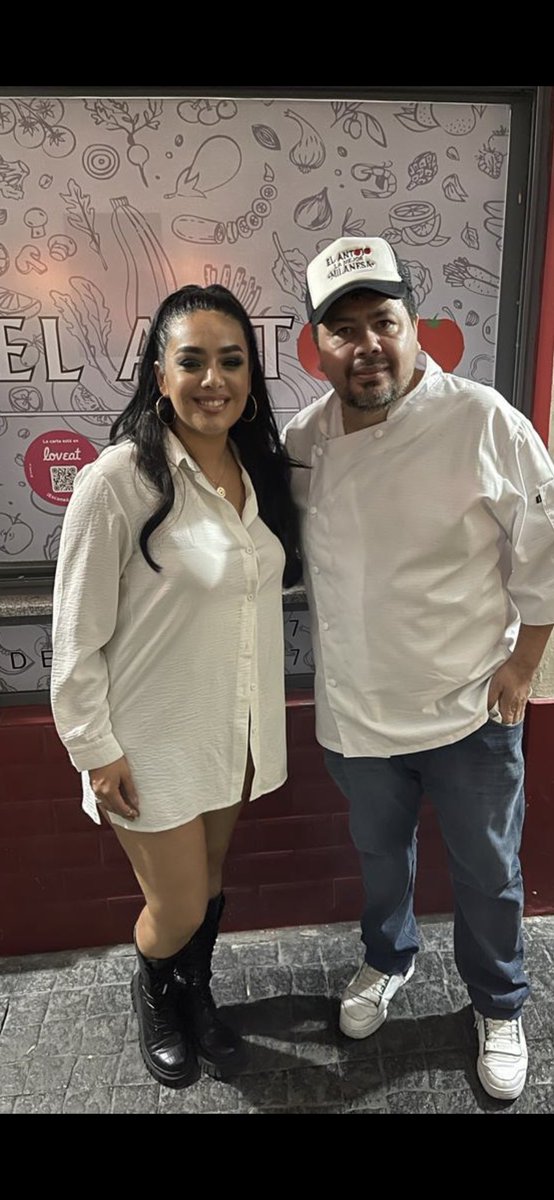 ChrisAntojo's tweet photo. Gracias Ángela Leiva por tu visita!!! ⁦@AngelaLeivaOk⁩ https://t.co/jguOhoI5eK