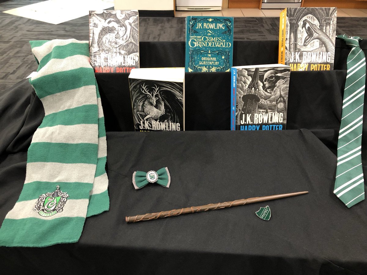 GladLibraries's tweet photo. Whether you're using apparition, floo powder or your trusty broomstick - make your way to #GladstonePopCon on Sat 30 October. Today we're showcasing our #HarryPotter collection.

#GladstonePopCon - Cosplay, LEGO competitions, stalls and so much more 💥https://t.co/351aztnDUl https://t.co/HkywwG9ETM