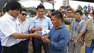 Feliz cumpleaños querido hermano <a href="/evoespueblo/">Evo Morales Ayma</a>. Dios y la Pachamama le concedan larga vida para seguir dignificando a los más humildes.