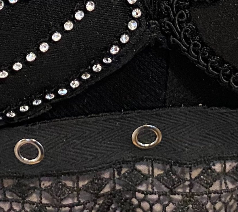 TheFabricPatch's tweet photo. Are you as excited as we are!! Join us live tomorrow at 4:00 PST as we auction of this bra and several more!! https://t.co/yA1HjavHhY