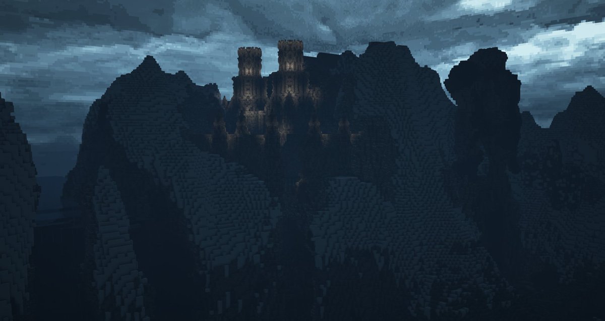 StudiosTsc's tweet photo. Might not seem like much but this middle section took me a good few hours to do. 2 or 3 more long building sessions and the temple might be done! #TSCStudio #Minecraftbuilds #Minecraftscreenshots https://t.co/KgoqAlMruF