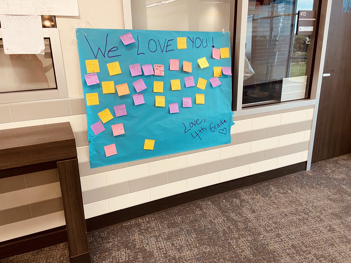 SarahBerry05's tweet photo. Sometimes you just have to smile through, spread more kindness, and show some extra love. We had two teachers out today so I took the classroom idea of encouragement and extended it to our team mates for when they walk into their rooms the next time. #leonardlepards https://t.co/8BqCB72saD