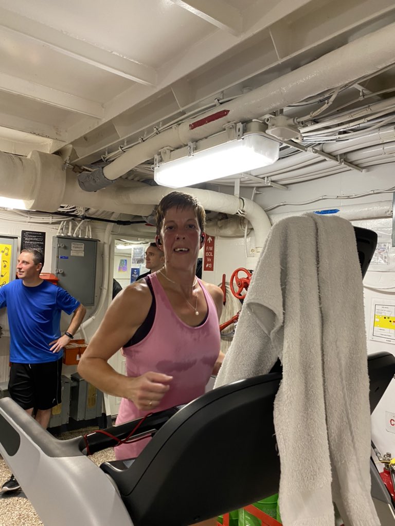Goalielisten's tweet photo. @HMCSWinnipeg crew raised funds for the ship’s charity. 🚴♀️🏃♀️🏃♂️👟🚣♀️ #fitness at it’s best!
#Manitoba Firefighters Burn Fund
✅✔️#OneWithTheStrengthofMany
#OpPROJECTION
#OpNEON https://t.co/veaRkiEBKM