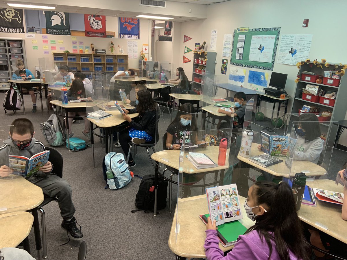 OdomESLibrary's tweet image. Today all @OdomEagles 3rd and 4th graders were gifted a book by Dav Pilkey. Thank you to @Scholastic and @BookPeople for making it happen! #dogman #kidlit