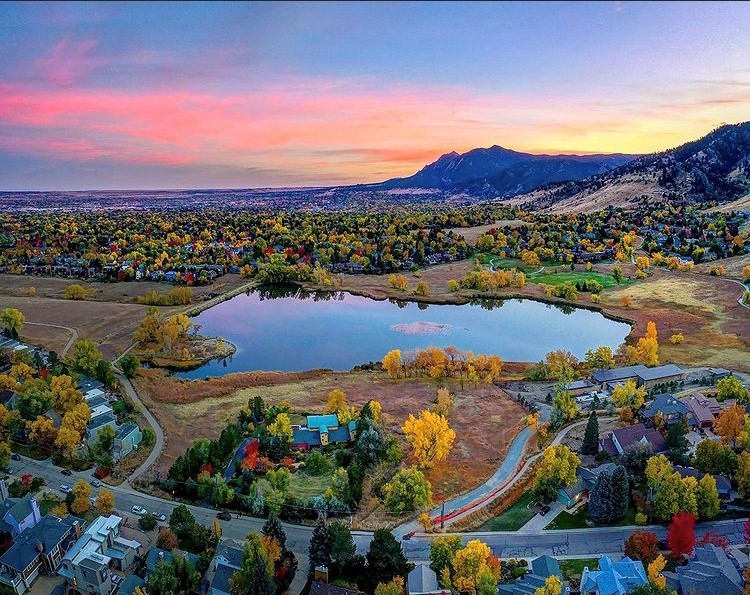 bouldercolorado's tweet image. A postcard-worthy look at beautiful #Boulder. Stunning capture by ferbozaphoto via Instagram. ❤️