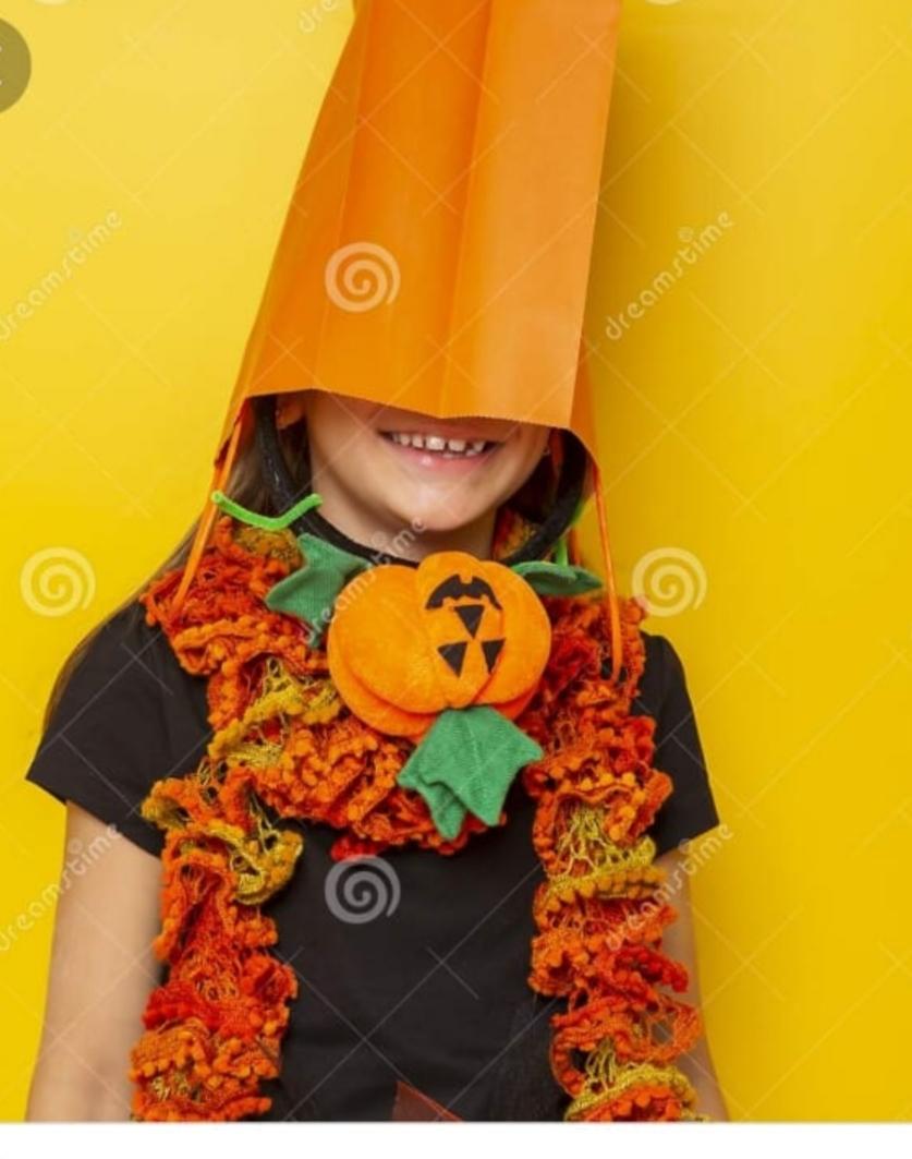 yoliyolandaa's tweet photo. @Mart_HC Enserio yo nose pq no te parece esto un super disfraz🥲 @Mart_HC https://t.co/ZRcjttTrCB