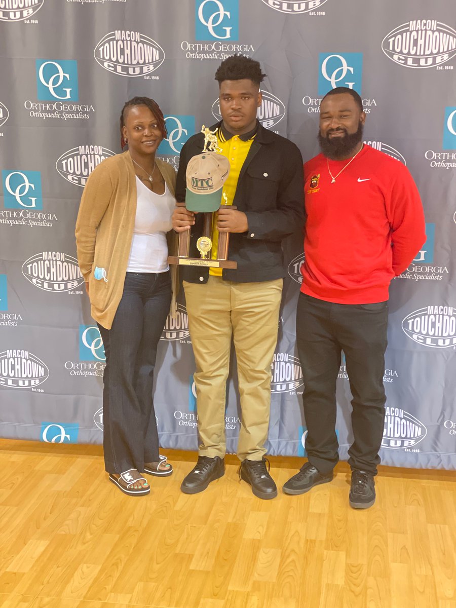 jarredsmoore's tweet image. So proud of my guy, Marquis Hughes, for being the Macon Touchdown Club (@MaconClub) OrthoGeorgia Lineman of the Week! #8tackles #2sacks #4tacklesforloss