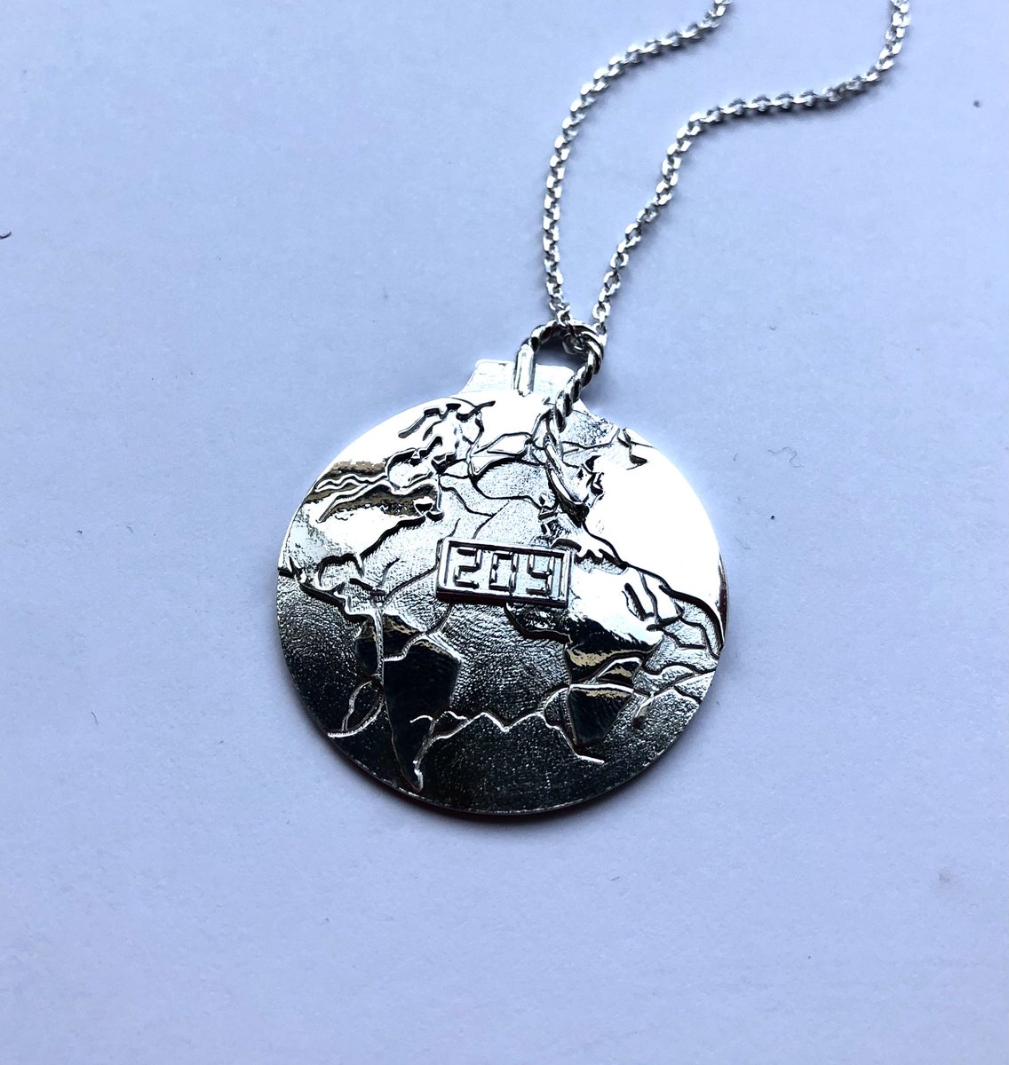 Calling all secondary schools in Scotland! We will be launching our third Eco Jewellery Design competition during our Eco- Awareness week on Wednesday 10th November. Throwback to 2021 winners Mirin Scott <a href="/CarlukeHS/">Carluke High School</a> and Grace Anderson <a href="/BlairgowrieART/">Blairgowrie HS Art</a>