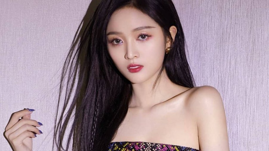 bettxwu's tweet photo. 𝐑𝐎𝐋 | 𝟐𝟔𝐭𝐡 𝐨𝐟 𝐨𝐜𝐭𝐨𝐛𝐞𝐫 𝐢𝐧 𝐁𝐨𝐬𝐭𝐨𝐧 𝐚𝐭 𝟐𝟑:𝟒𝟎: @eunseosxn 

❝ 𝘛𝘸𝘰 𝘧𝘳𝘪𝘦𝘯𝘥𝘴 𝙡𝙤𝙨𝙩 𝘪𝘯 𝘉𝘰𝘴𝘵𝘰𝘯, 
                  𝘸𝘩𝘢𝘵 𝘤𝘢𝘯 𝘨𝘰 𝘸𝘳𝘰𝘯𝘨? ❞ https://t.co/69JKlU2FDT