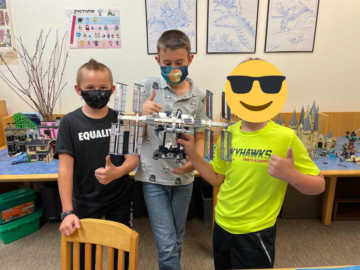 MacALibrary's tweet image. The International Space Station is complete, thanks to the diligent recess time work of some of our 5th graders! We are investigating ways of putting it in orbit in the library. @MacArthurEagles @MissBarresi