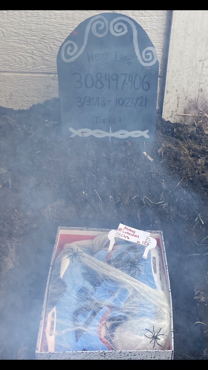 thecurrentq's tweet image. BOO! 👻

RIP to this grail, Cactus Jack 4 ⚰️

p.s.
Thank you for giving me something to do; I had a fun time 🎨 creating this!