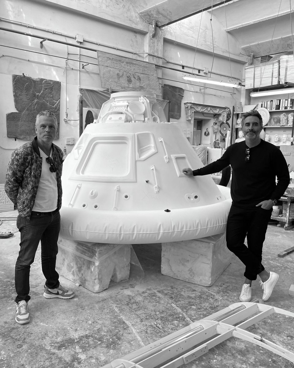 half gallery tweet media