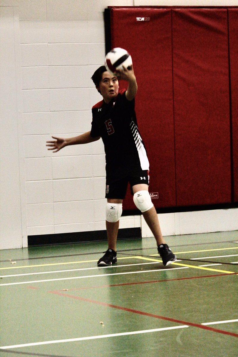 SJB_CCSD's tweet photo. Sr boys working hard in playoffs. https://t.co/emcyInHhfL
