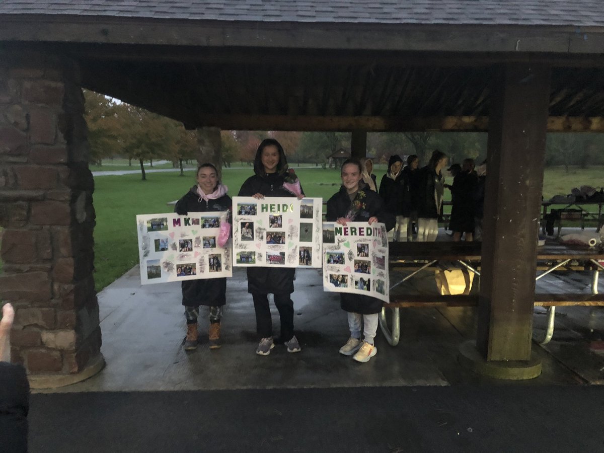 NardinAthletics's tweet photo. Congratulations to our Soccer and XC seniors. Thank you for lol you’ve done for Nardin Athletics!! @NardinAcademy @nardinxc @NA_GVS https://t.co/tnKu9KUSdg