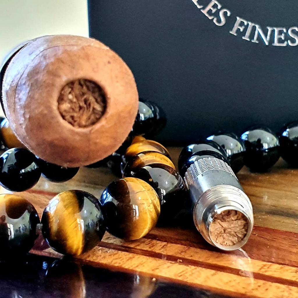 "Black onyx can give us the strength to look within ourselves, to understand the past, present, and future, and to take charge of our lives going forward"...
and if in addition I can punch my Sperlinga cigars with a black  #ONYX PUNCH BRACELET® by <a href="/LesFINESLAMES/">LES FINES LAMES</a>..all is perfect!