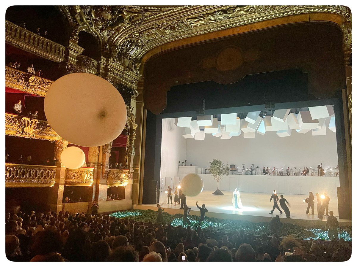 Dialynas Philippe 🌞 tweet media