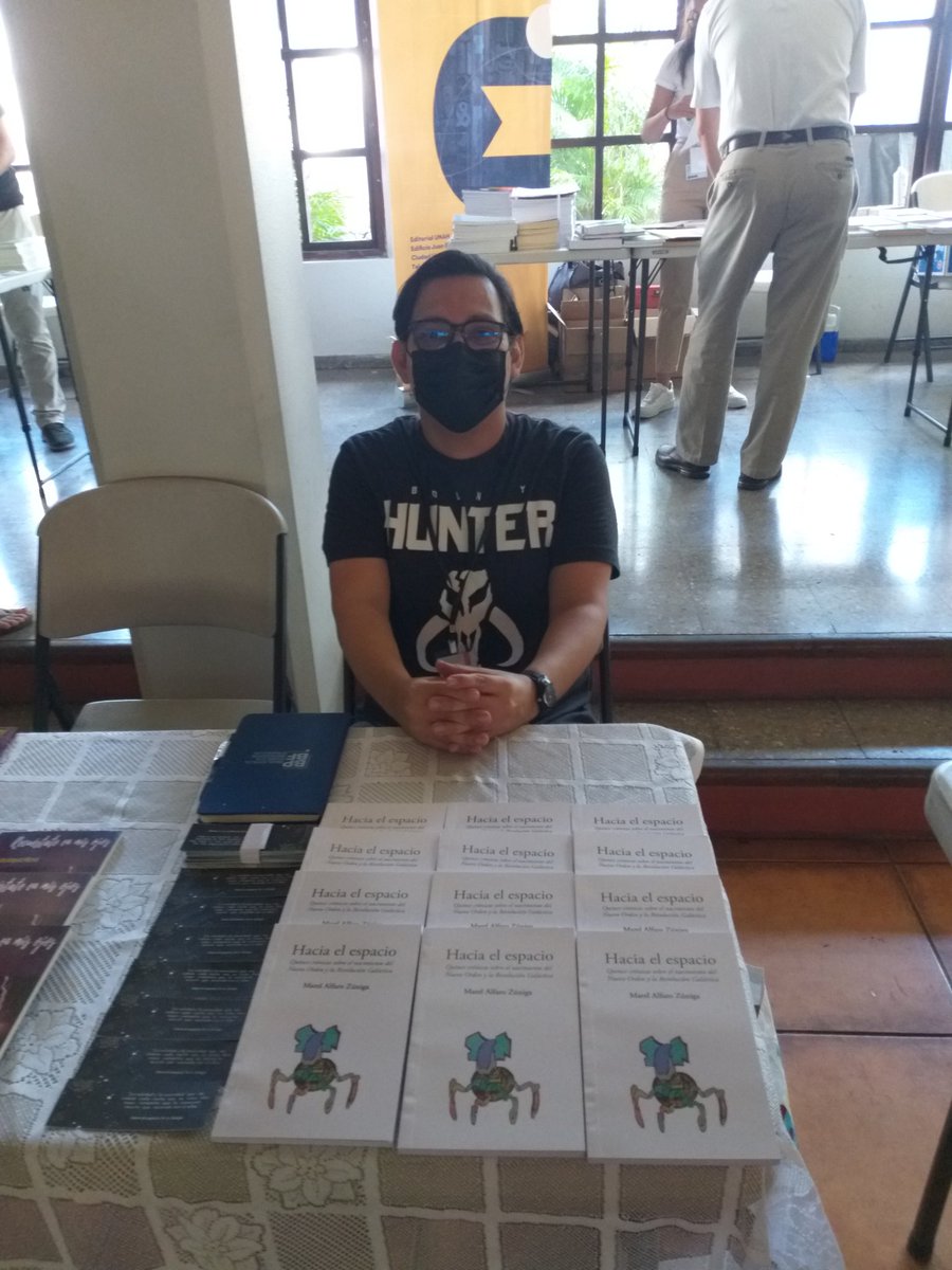 AlfaroMarel's tweet photo. Agradecido con el comité organizador de la @FLibroSPS 2021 y @museospsorg por el espacio, pero por sobre todo, ilusionado con que esta se repita —año con año— y forme parte del imaginario colectivo de las y los sampedranos. 😌📚🚀

#flibrosps2021
#MuseoSPS
#HondurasLee https://t.co/ITEuplJPgf