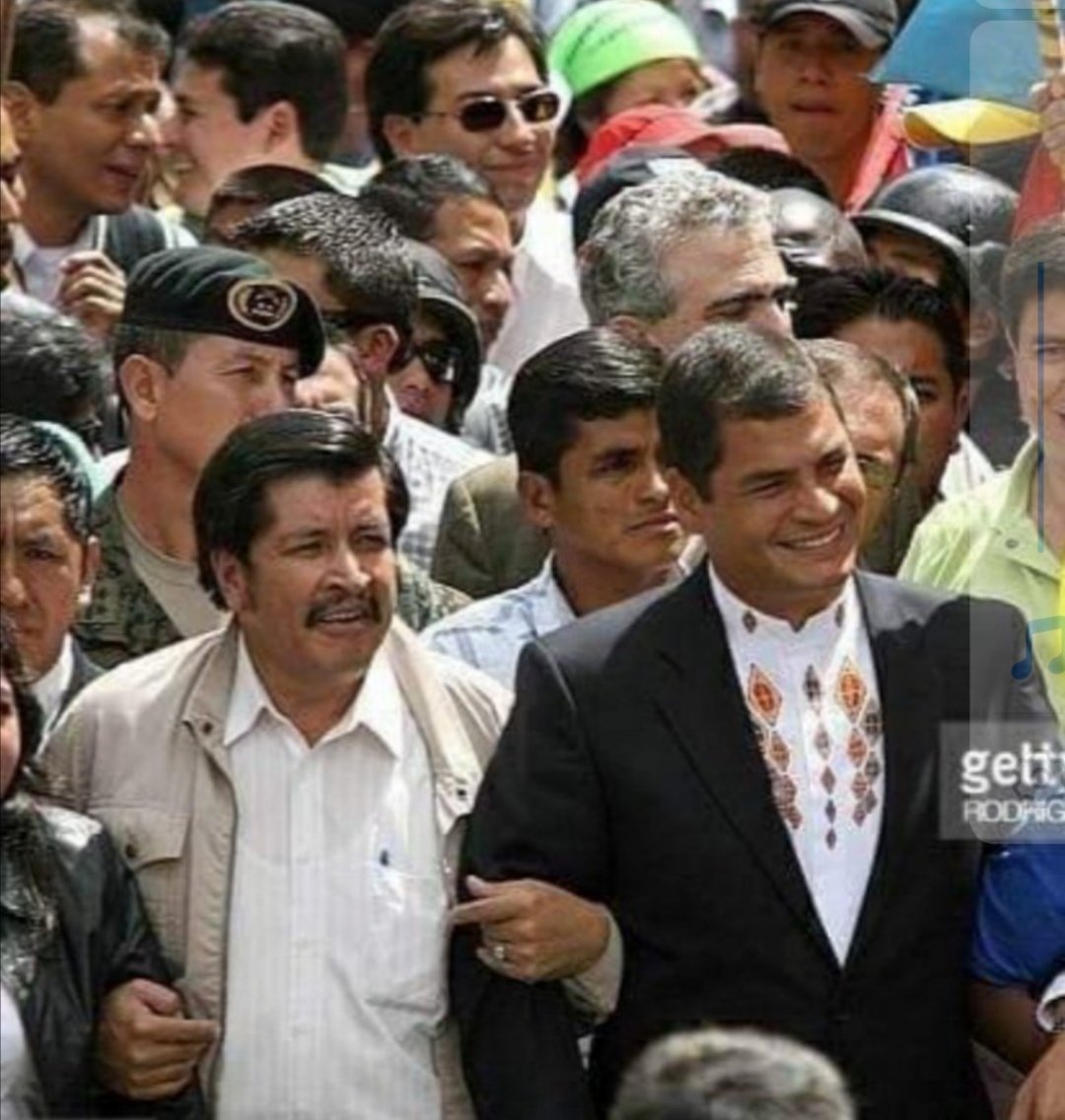 Alberto97315647's tweet photo. Y si saben donde andaba Tatamuez durante la década del correato...? Por eso nunca le hizo un solo PARO y eso que Correa se llevó plata del IESS, de la UNE pero nunca reclamó el Tatamuez... https://t.co/x6HKbLq8Ag