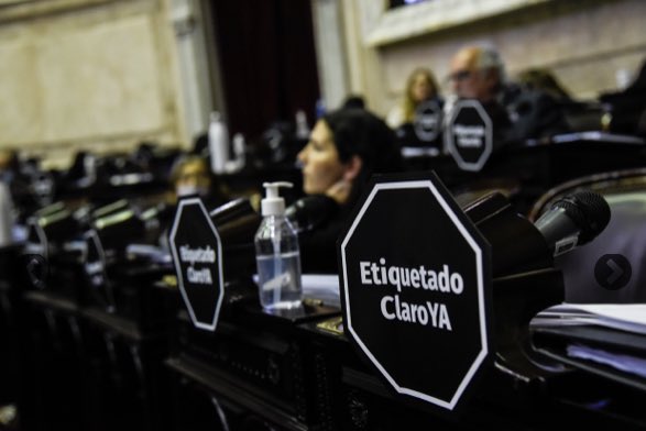 luisbremer's tweet photo. En minutos
#LeyDeEtiquetadoFrontal https://t.co/yzKrmKaYGs