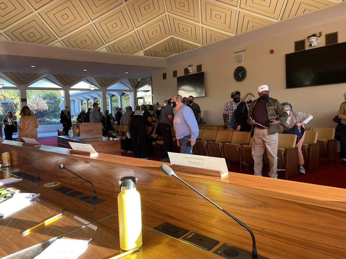 Voters showed up today <a href="/NCLeg/">NC General Assembly</a> to fight for #fairmaps end partisan gerrymandering and ensure that we only have to draw maps once this decade. Make sure to review maps and leave public comments ncleg.gov/requestforcomm… #fortheloveofdemocracy