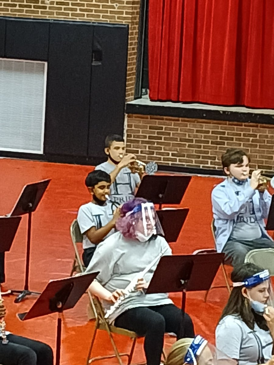 TRexhausen's tweet photo. Such a great concert @BandHopewell Thanks for all you do to instill the love of music in our kids! https://t.co/9aXZabBuON