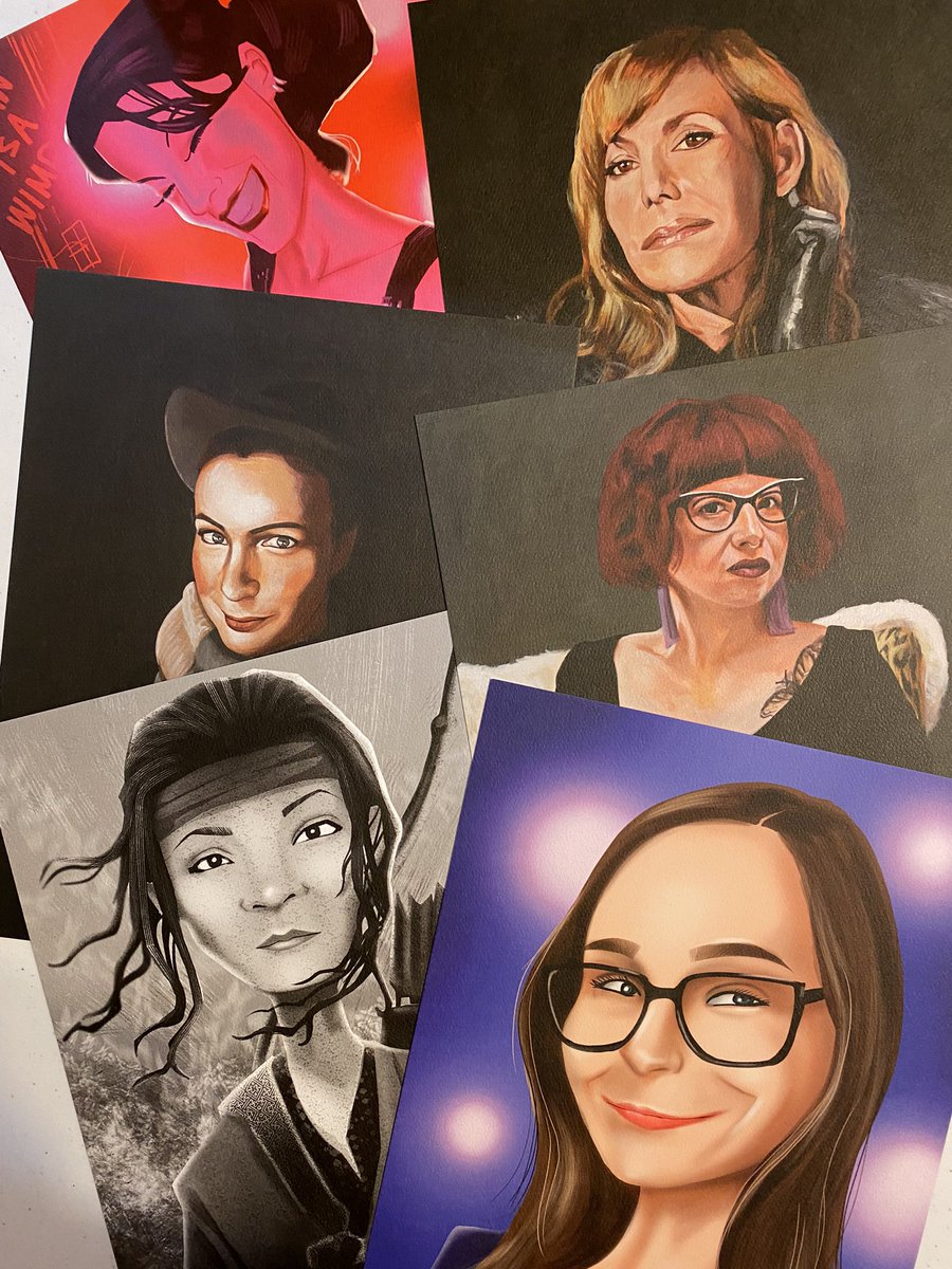 LenPeralta's tweet photo. Prints getting prepared to go out soon! Cc: @TraceBeaulieu @FrankConniff @ToryBelleci @jonathancoulton @paulandstorm @wilw @bonniegrrl @KariByron @feliciaday @kellysue @sumaleedotcom @Veronica @maxmillianp #geekaweek https://t.co/MChRg2jKLu