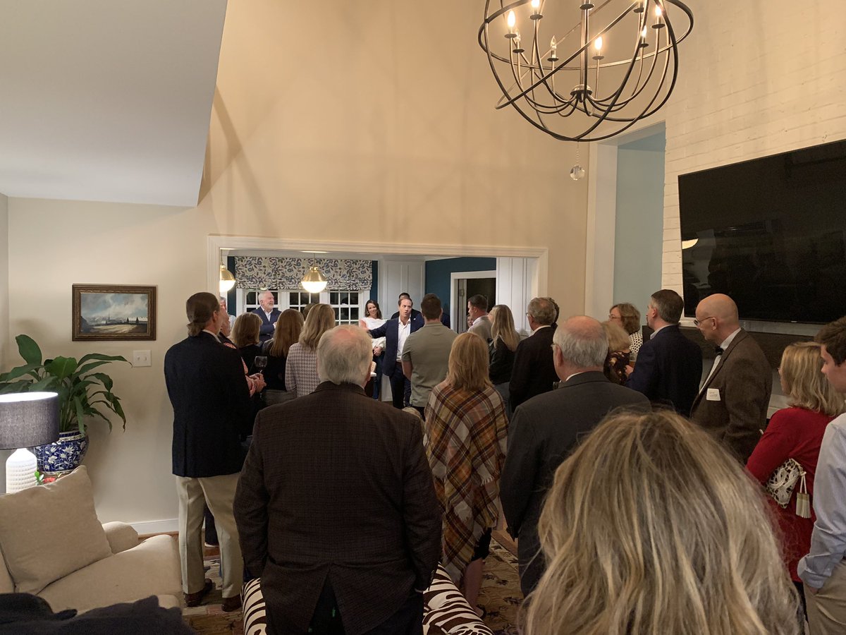 JohnAdamsforVA's tweet photo. Incredible turnout for @earley4delegate 7 days out.  Great to have @JasonMiyaresVA in attendance.  Vote early! https://t.co/MRKSTyHD8r