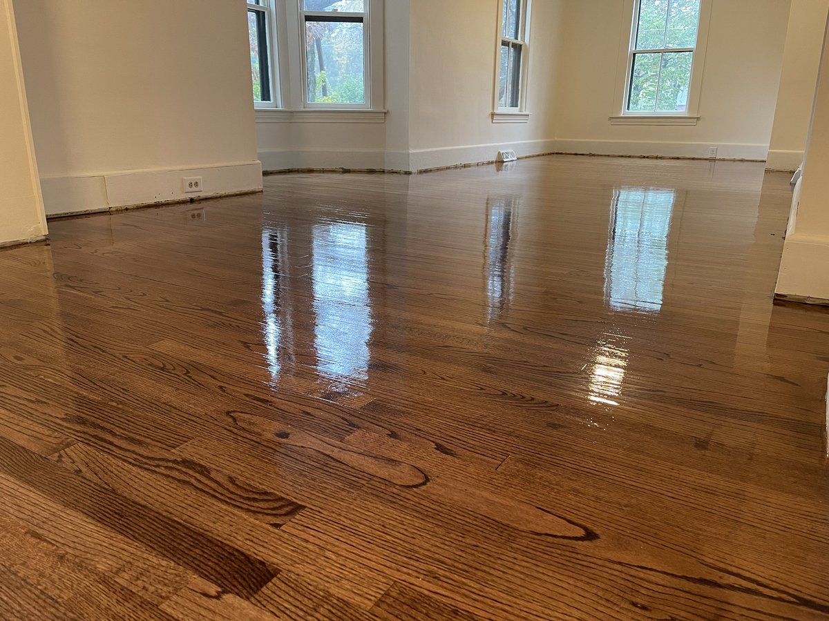 Floorandpaint's tweet photo. Wallkillny project sanding refinish red oak hardwood flooring stain dura seal coffee brown finish oil base poly #floorandpaint#flooring #remodeling #hudsonvalley #hardwood https://t.co/xtBg7LeFeQ